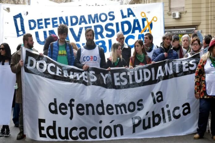 Defensa educación pública